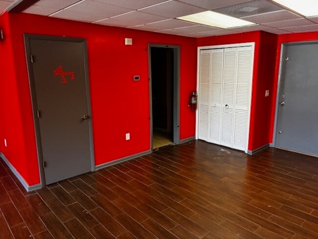 Building Photo - 5346 Timuquana Rd