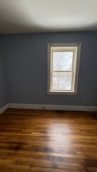 Building Photo - 4554 Morganford Rd