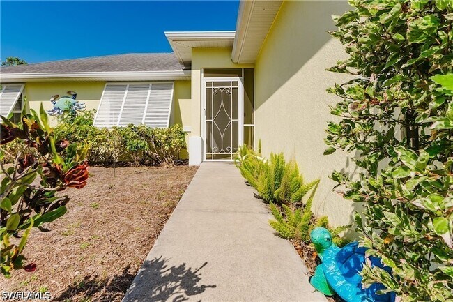 Building Photo - 11693 Oakland Dr