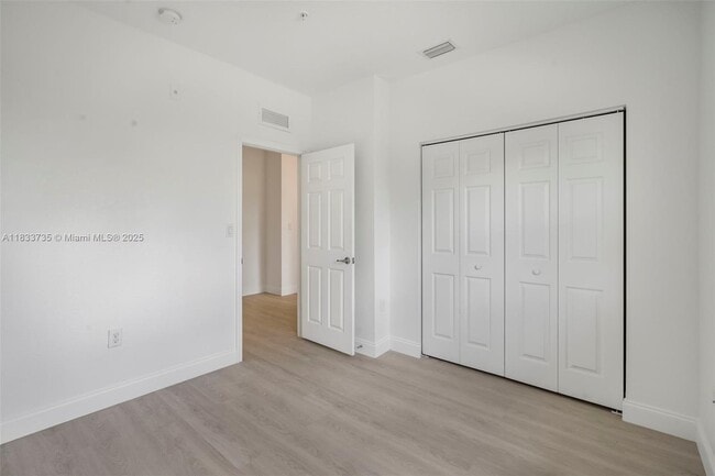 Building Photo - 8650 NW 97th Ave
