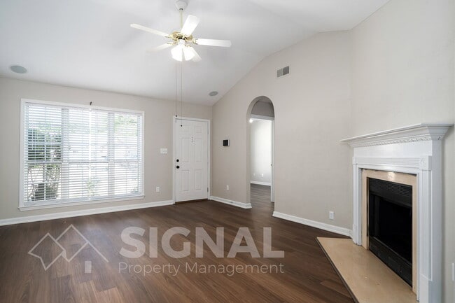 Building Photo - 2036 Chandalar Ct