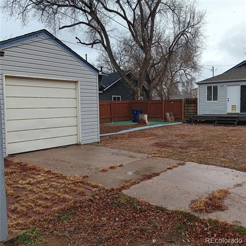 Building Photo - 184 N 9th Ave