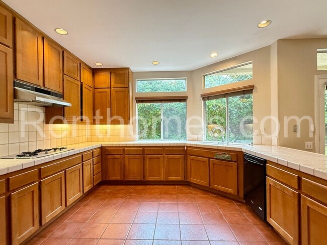 Building Photo - 12613 Crest Knolls Ct