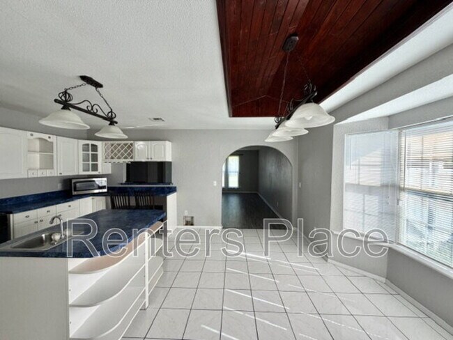 Building Photo - 444 West 147th Pl S