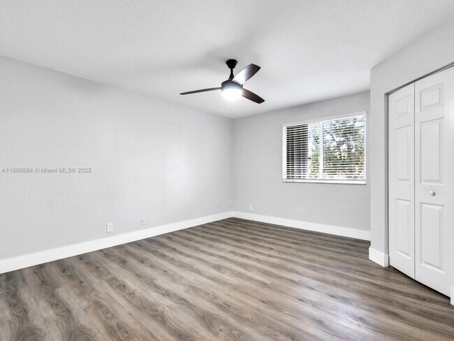 Building Photo - 2094 Hacienda Terrace