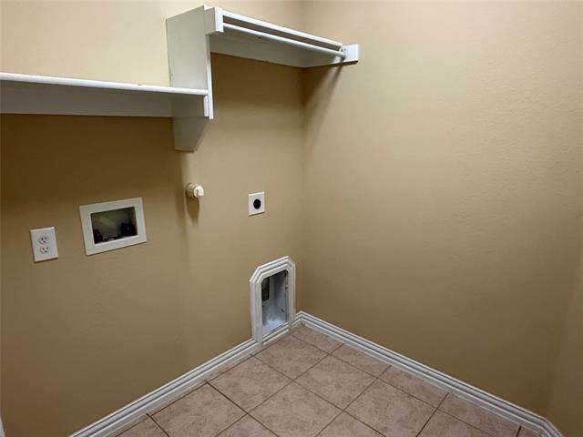 Building Photo - 616 Kinghaven Dr