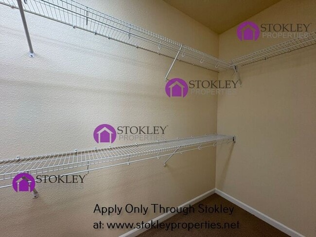 Building Photo - 2573 Tampico Dr