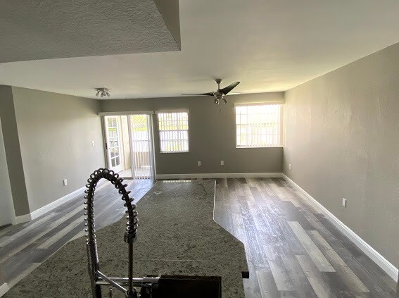 Building Photo - 2850 N Oakland Forest Dr