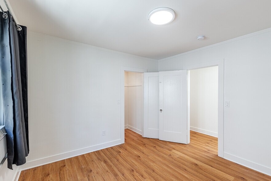 Building Photo - 232 N New Hampshire Ave