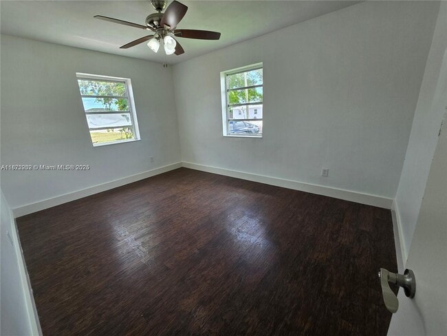 Building Photo - 10981 SW 44th St