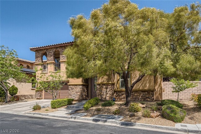 Building Photo - 552 Puenta Del Rey St