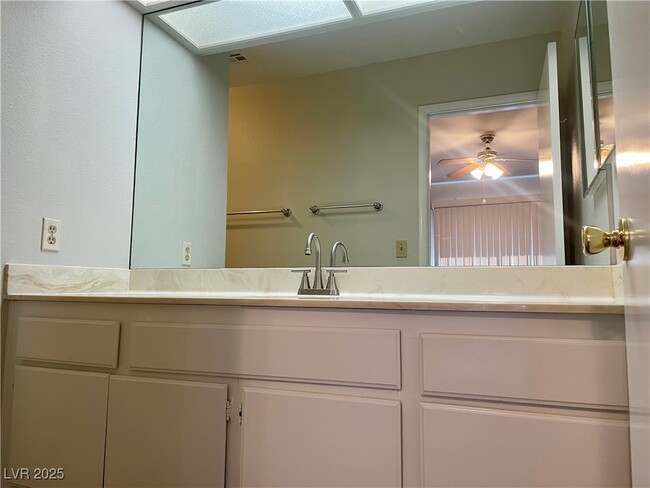 Building Photo - 4535 Brookside Way