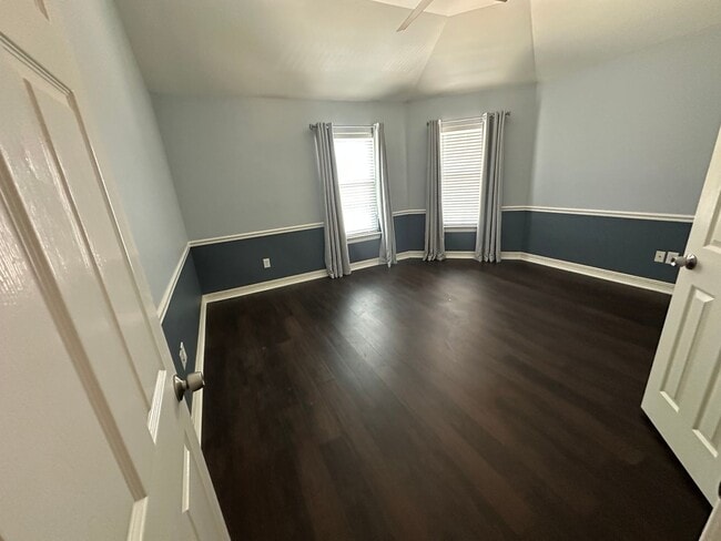 Building Photo - Tangleridge Dr  - Now available!