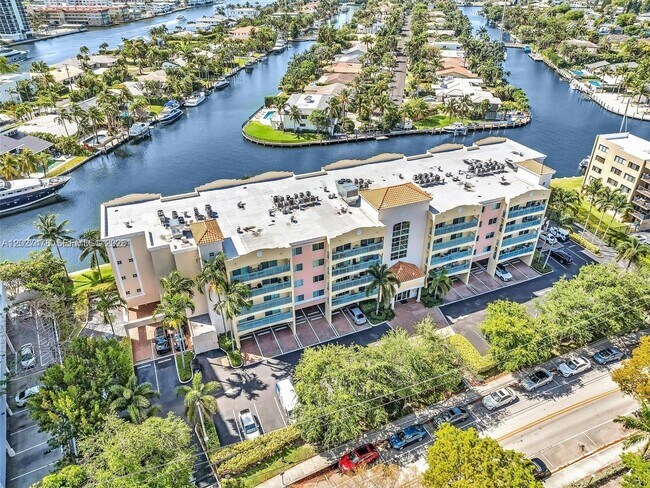 Building Photo - 201 Golden Isles Dr