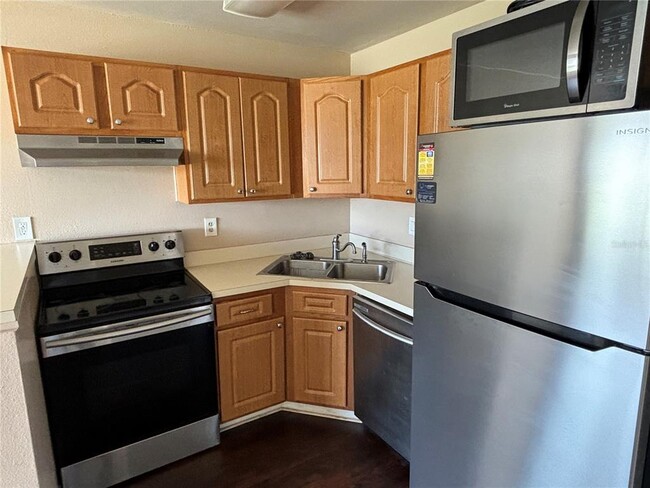 Building Photo - 4768 Walden Cir
