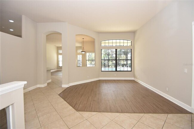 Building Photo - 16 Eastlake Dr