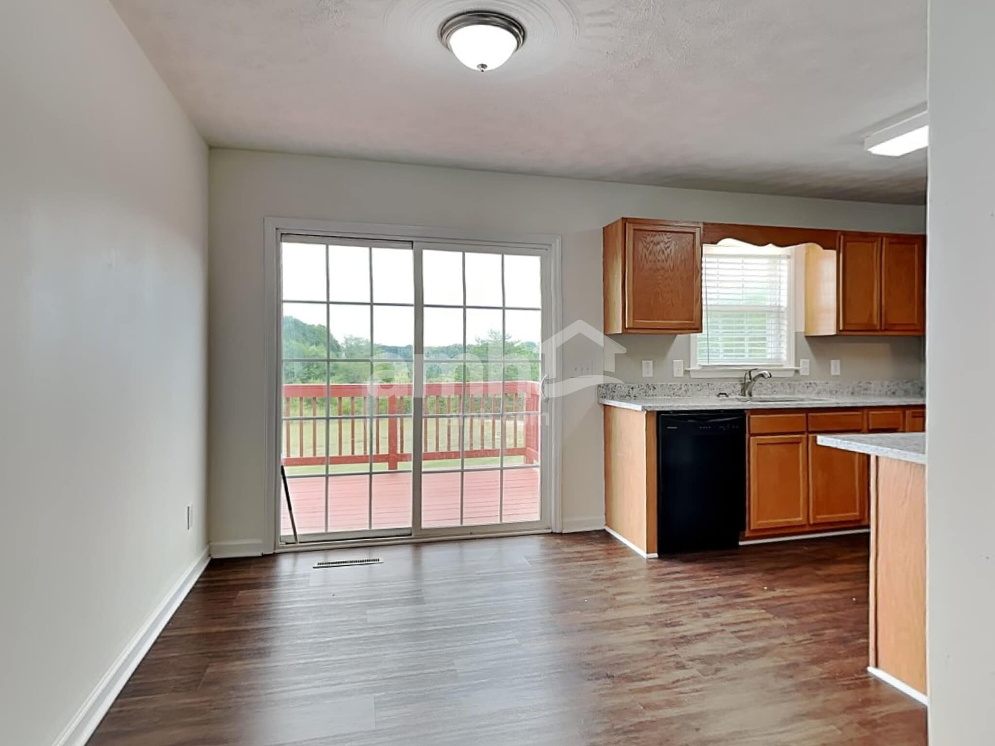 Building Photo - 6025 Brentwood Park Pl