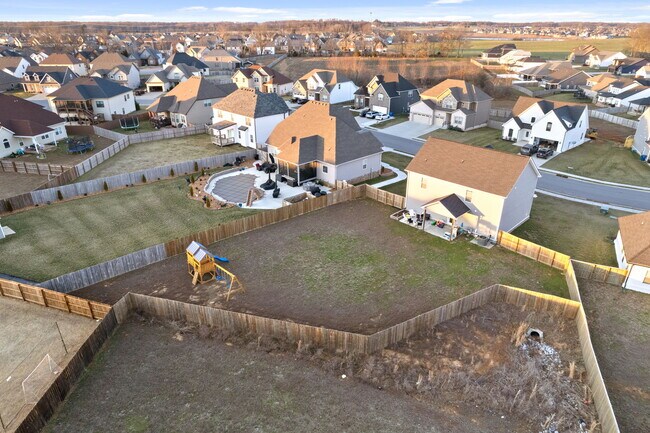 Building Photo - 331 Bluebriar Trace