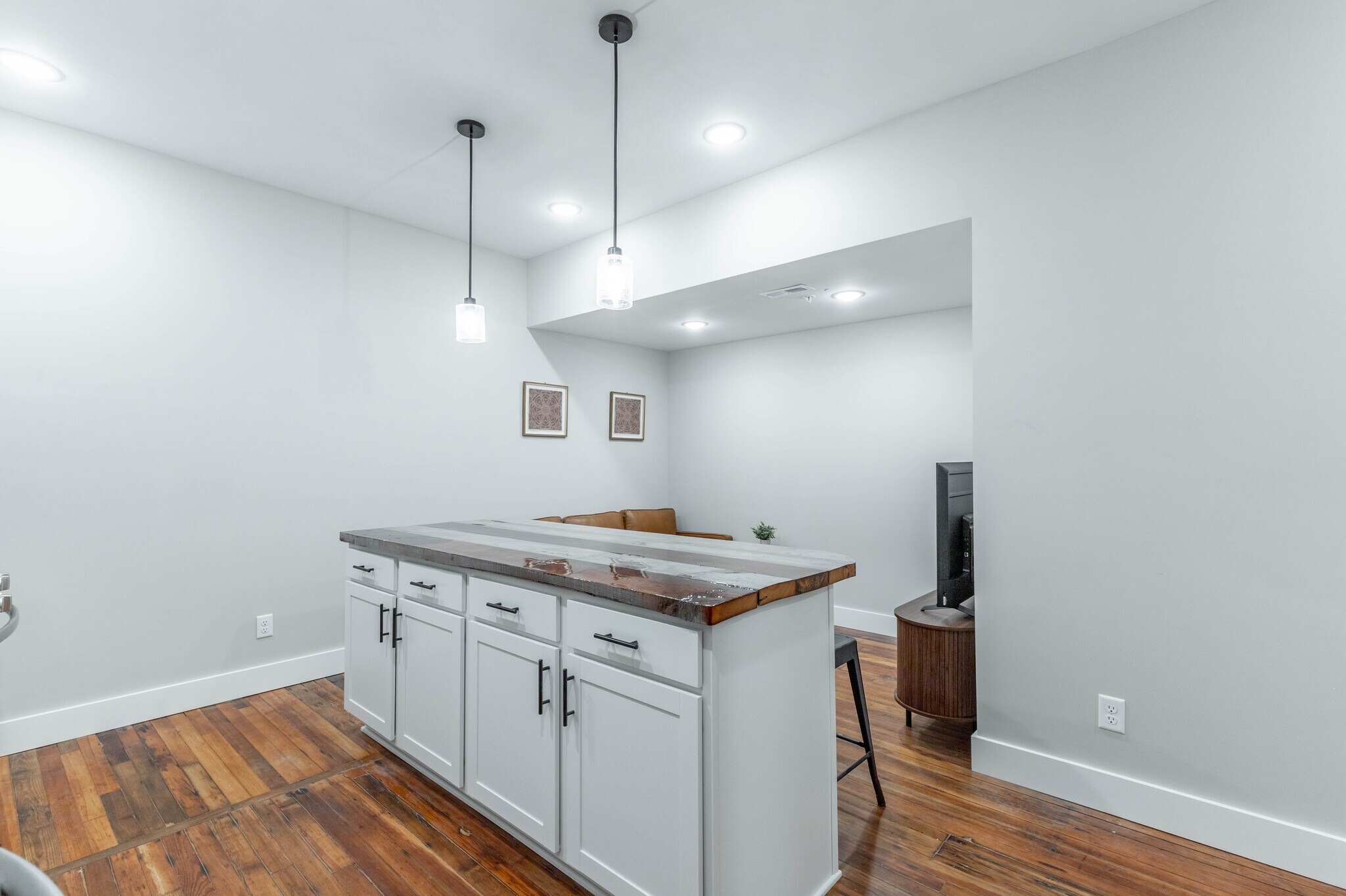 Building Photo - 1108 McCallie Ave