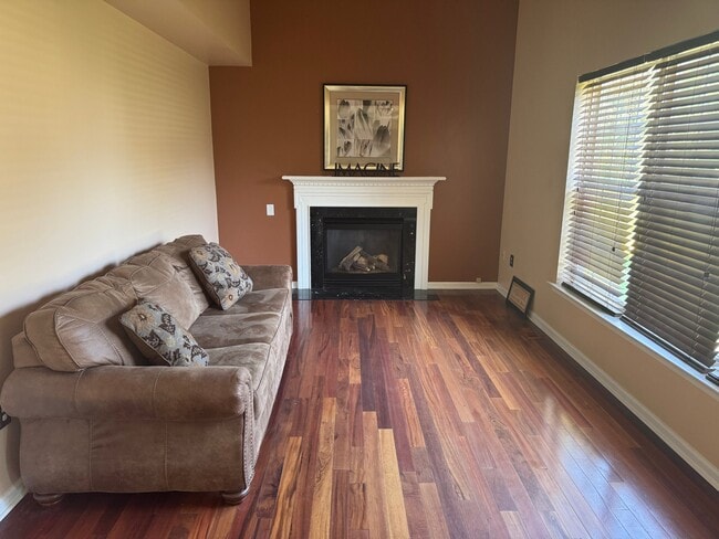 Building Photo - 111 Trupenny Turn