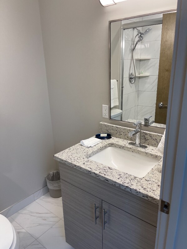 Building Photo - 1417 W9th St