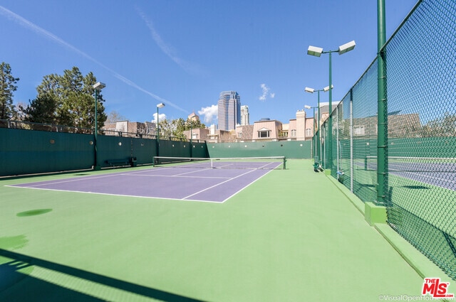 Tennis Courts - 2222 Avenue of the Stars