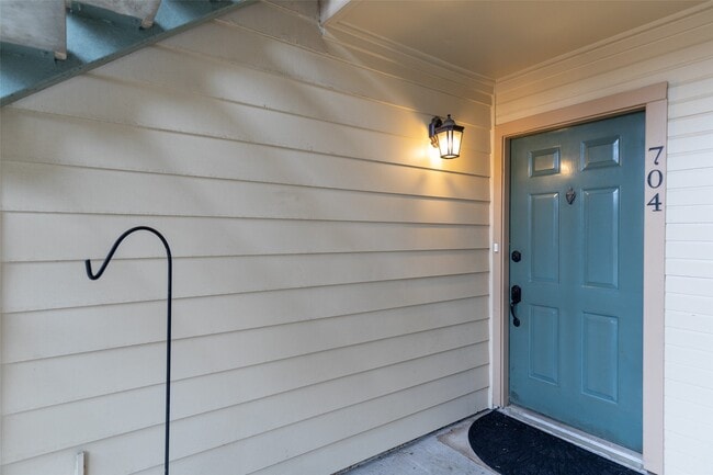 Building Photo - 12550 Whittington Dr