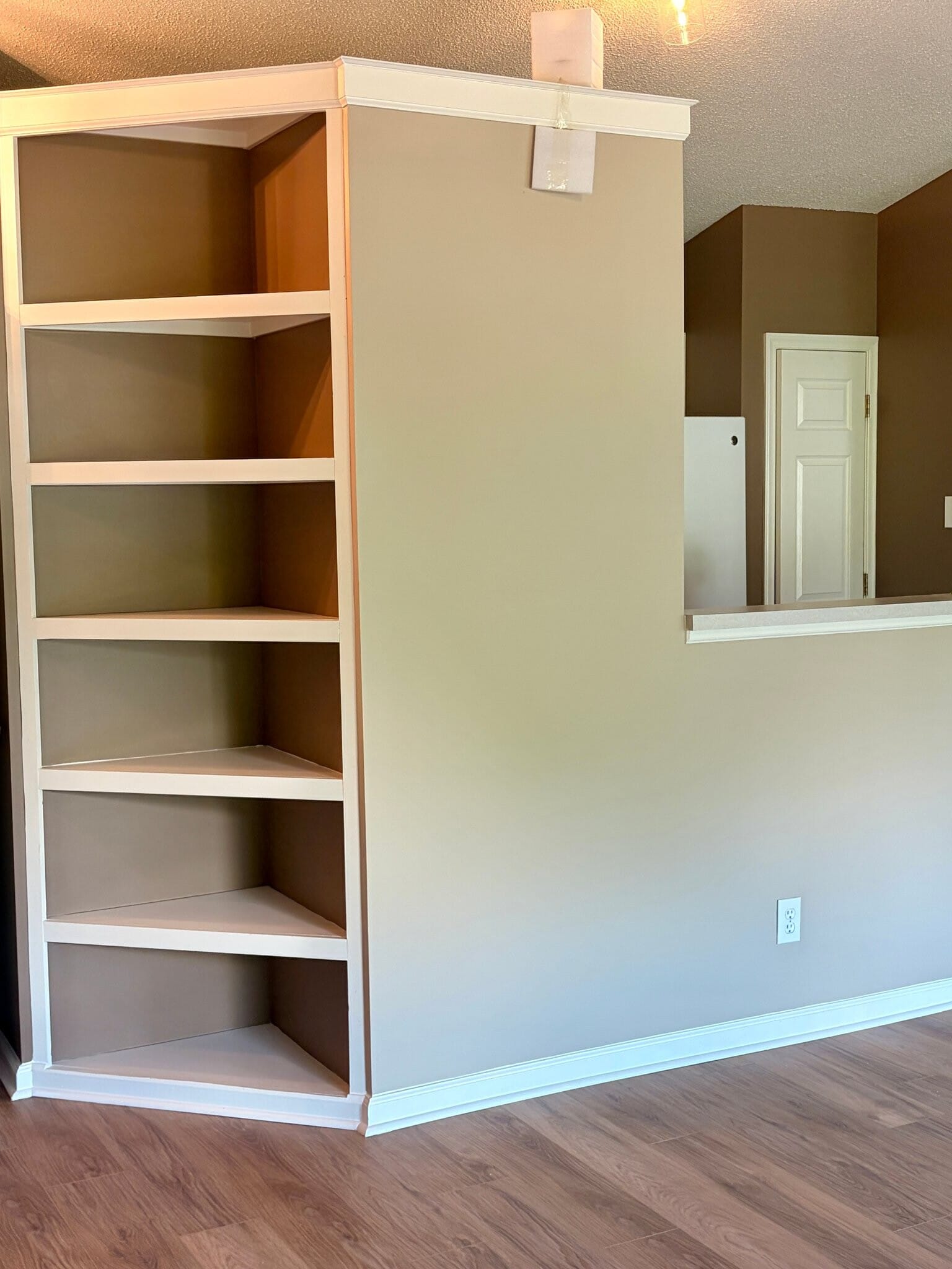 Building Photo - 631 Mill Pond Ct