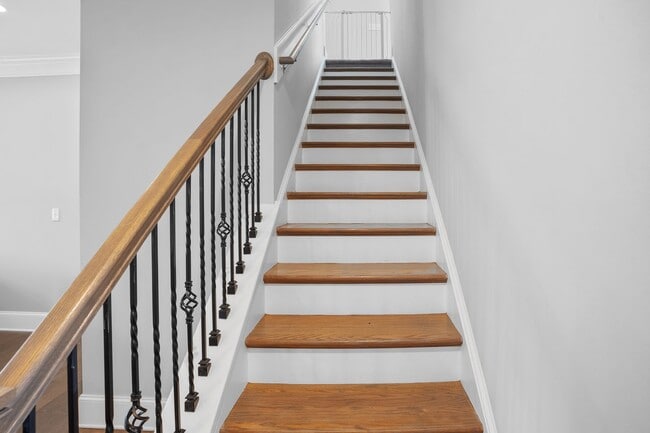 Building Photo - Stunning 4 bedroom 2.5 bath home located in Hampstead Wyndwater Community