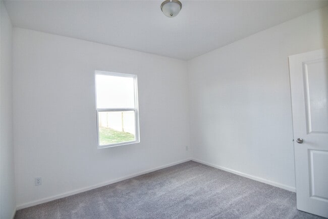 Building Photo - 1052 Water Oak Ln