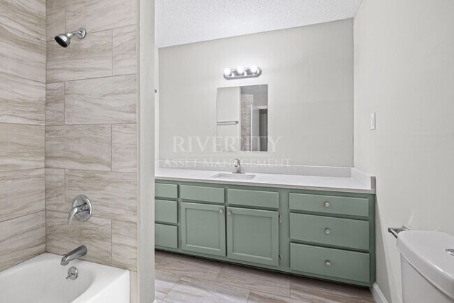 Building Photo - WHITEHAVEN GEM!!!! SECTION 8 WELCOMED !!!