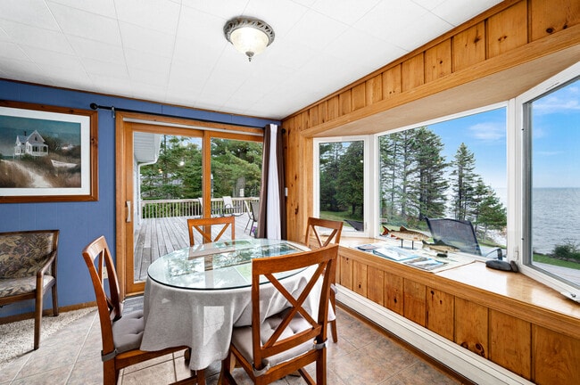 Building Photo - 278 Scenic Dr FURNISHED 4 BR On Lk