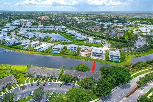 Building Photo - 205 Mallory Ct