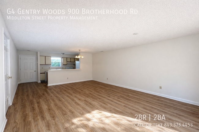 Building Photo - G4 Gentry Woods 900 Brotherhood Rd