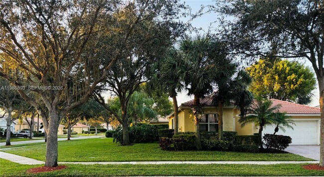 Building Photo - 6833 Watertown Dr