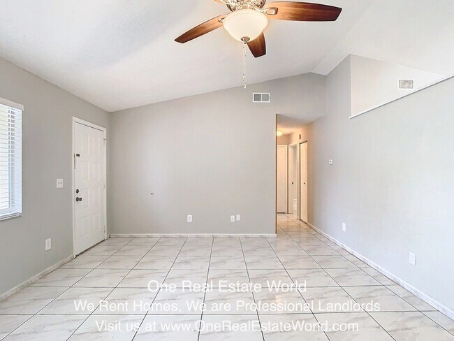 Building Photo - 12929 Ohio Woods Ln