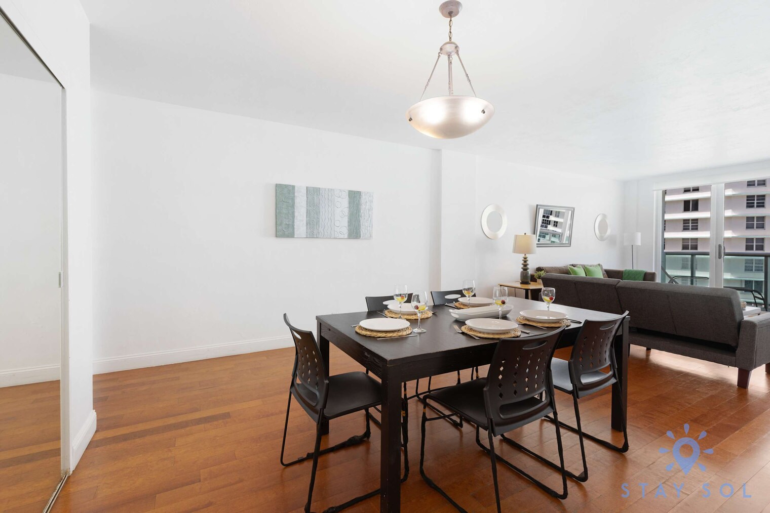 Building Photo - 3801 S Ocean Dr