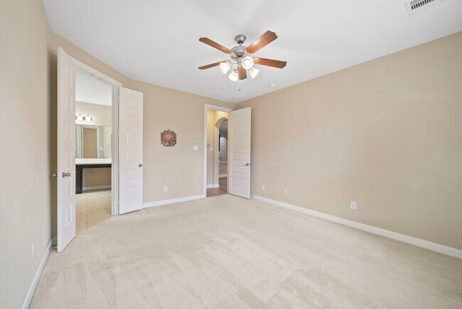 Building Photo - 22523 Birch Ridge Meadow Dr