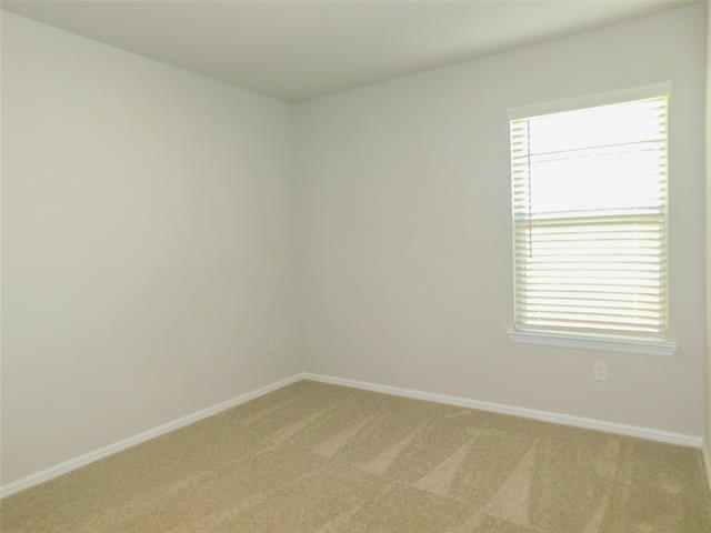 Building Photo - 14017 Earlham St