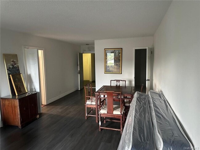 Building Photo - 1523 Central Park Ave