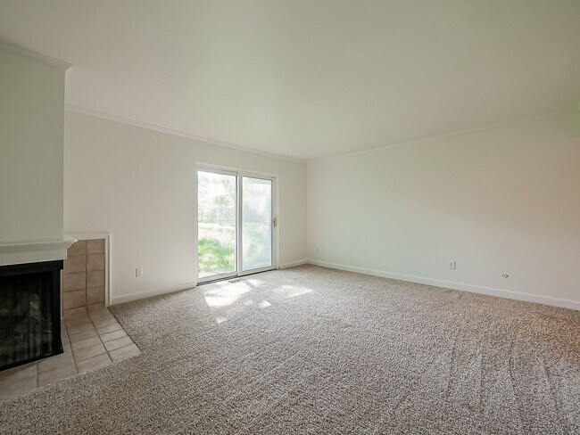 Building Photo - 42195 Park Ridge Rd