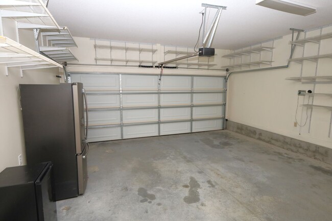 Building Photo - 4470 Plantation Crest Rd