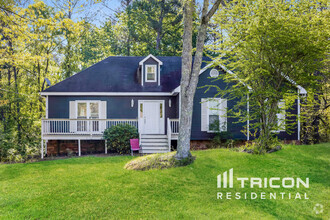 Building Photo - 4068 North Shores Dr NW