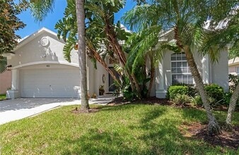 Building Photo - 412 36th St NE