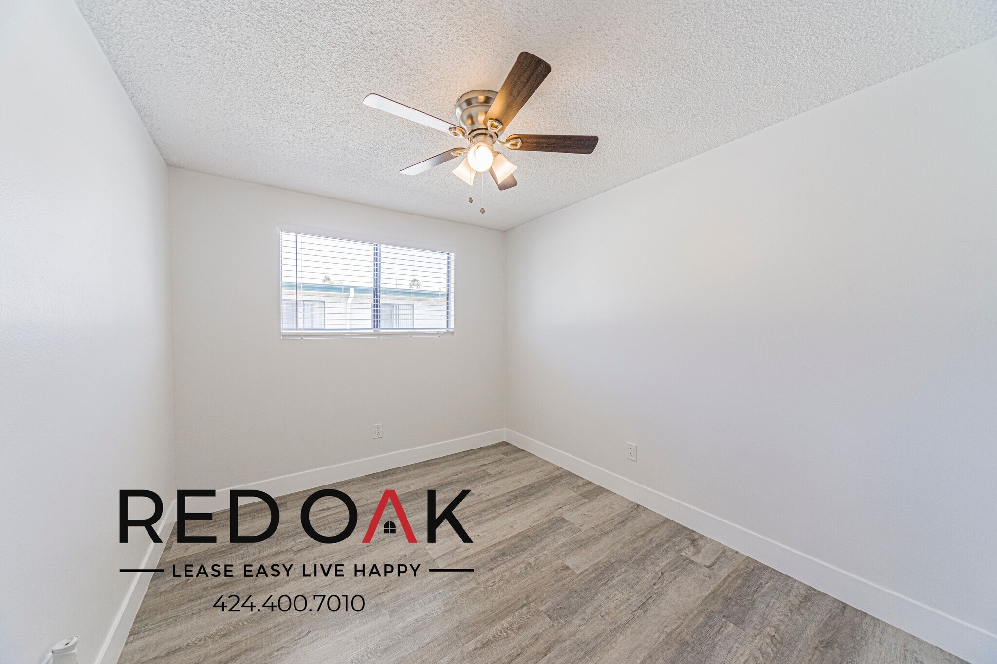 Building Photo - 12883 San Fernando Rd
