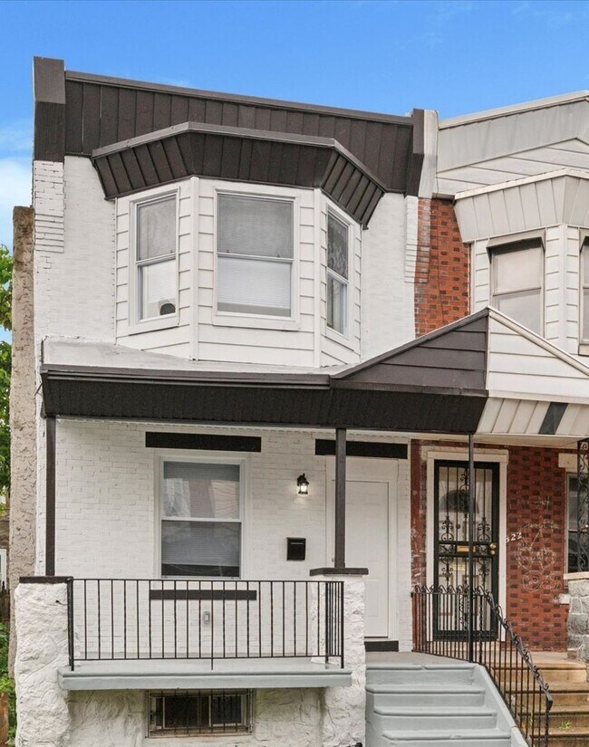 Building Photo - Gorgeous 4-Bedroom Townhome in West Philad...