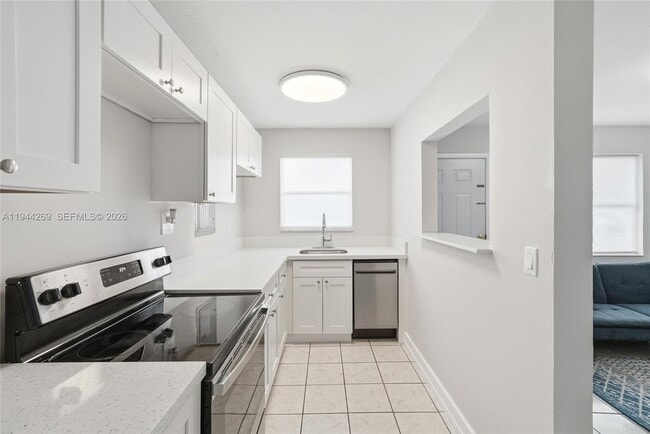 Building Photo - 2651 NW 13th St