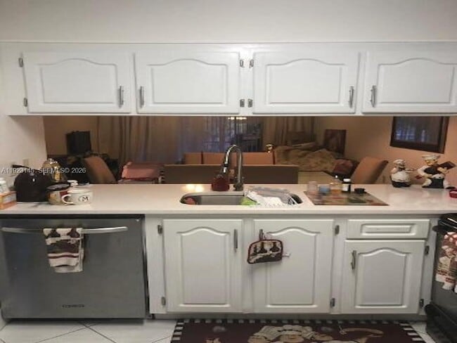 Building Photo - 1207 Bahama Bend