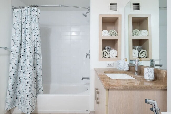 Building Photo - 99 Kneeland St