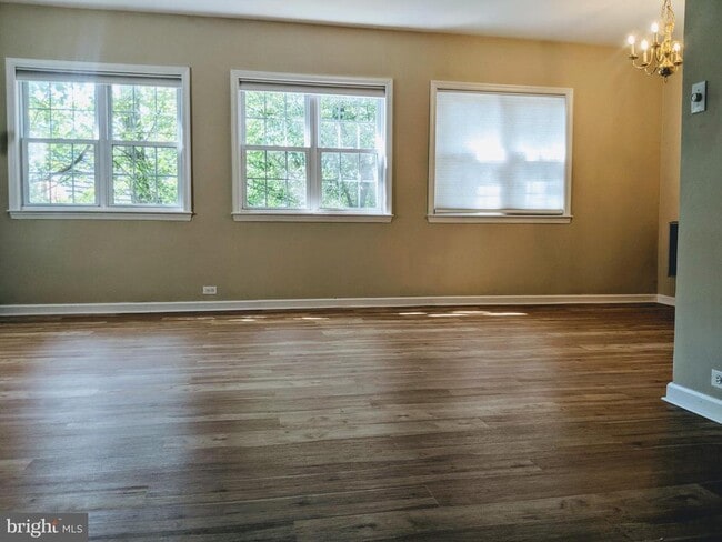 Building Photo - 3538 Gunston Rd